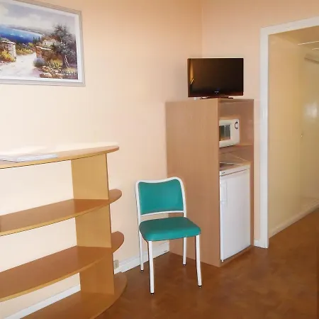 Ibis 5380 Apartamento *